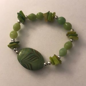 Green and silver stretchy beaded bracelet